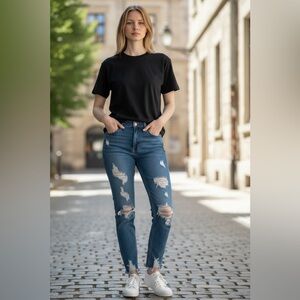 American Eagle Distressed Blue Jeans